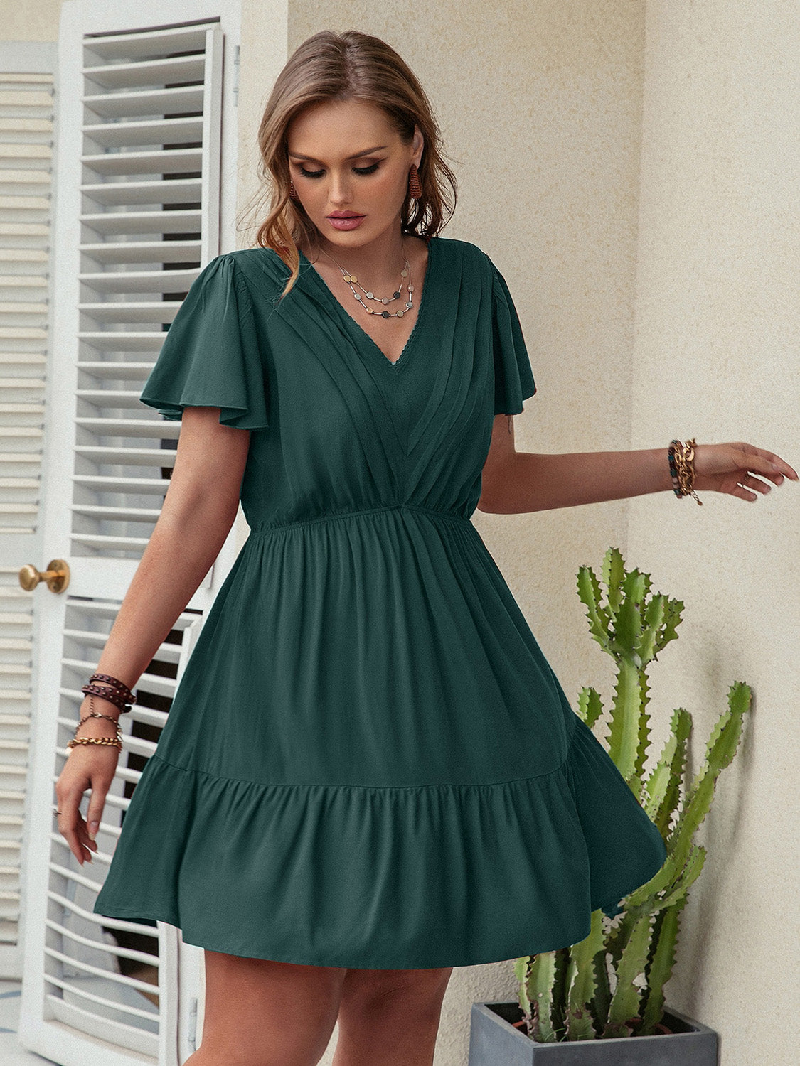 Plus Size Ruffle Hem V-Neck Short Sleeve Dress