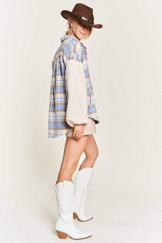 Multi plaid fuzzy sleeve jacket JJO1023